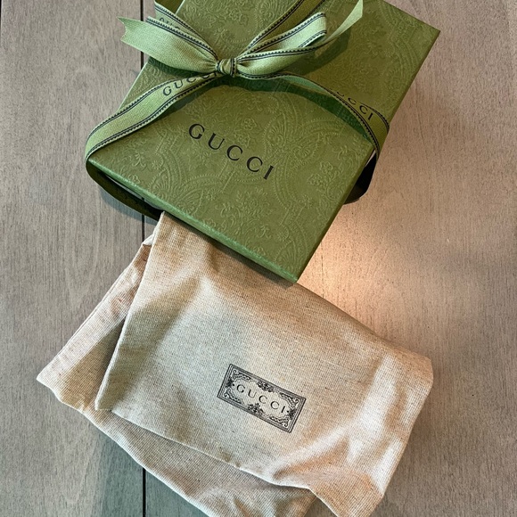 Gucci Black and Gray Women's Wallet - Picture 3 of 9